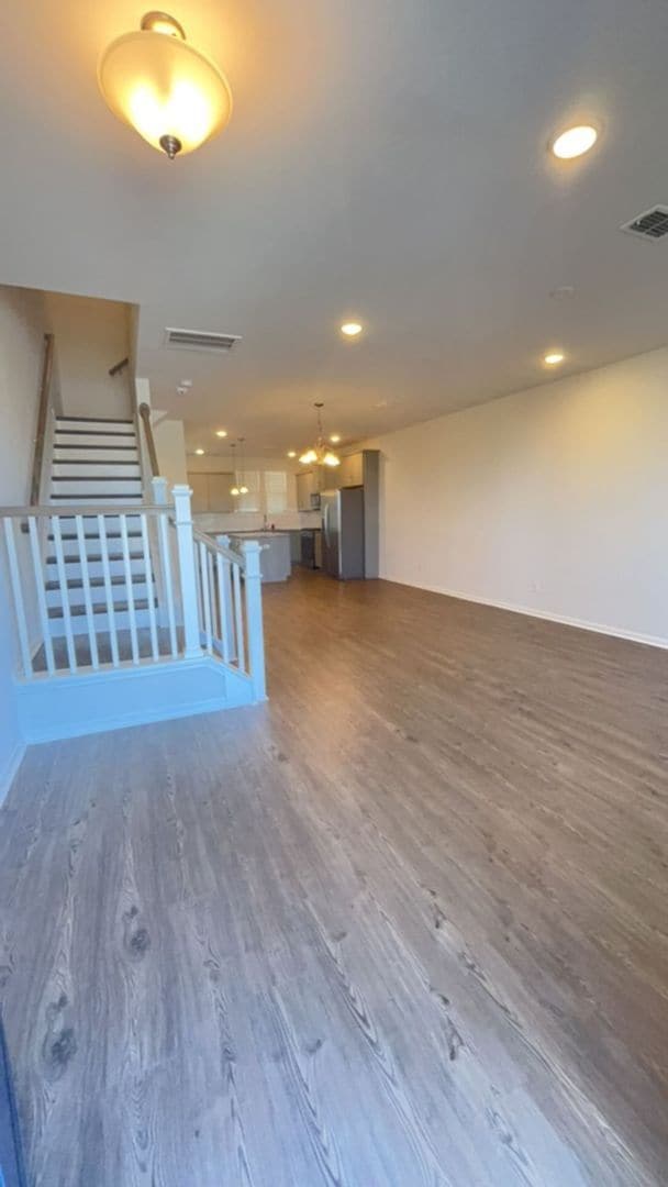561 Blueway Ave in Summerville, SC - Building Photo - Building Photo