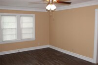 1813 Hatwell St photo'