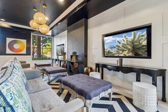 Altitude Sixteen 75 in Phoenix, AZ - Foto de edificio - Building Photo