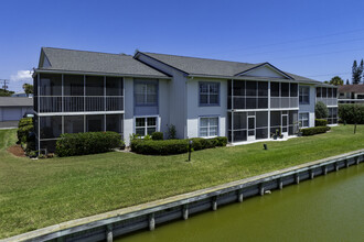 Harbor Isles 2 in Cocoa Beach, FL - Building Photo - Building Photo