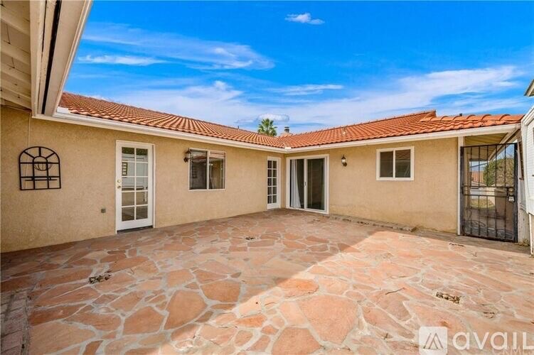 29280 Mammoth Pl in Canyon Lake, CA - Building Photo