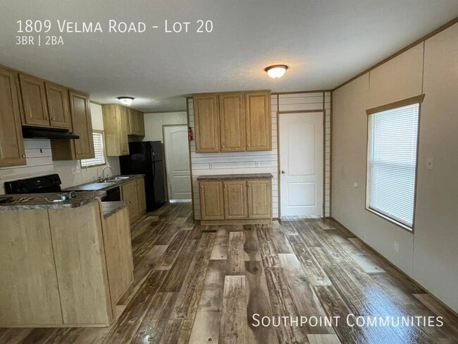 1809 Velma Rd in Athens, TN - Building Photo - Building Photo