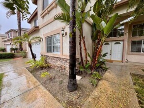 33253 Morning View Dr in Temecula, CA - Building Photo - Building Photo