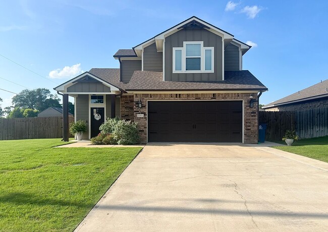 property at 15410 Anna Ln