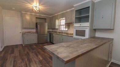 725 Carlton St in Brownsville, TN - Building Photo - Building Photo