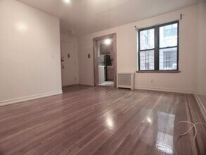 183 Pinehurst Ave in New York, NY - Building Photo - Building Photo