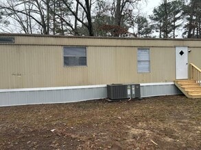 97 White Oak Village in Rainbow City, AL - Building Photo - Building Photo