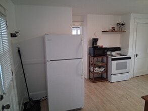 168 Northern Ave, Unit 3 in Augusta, ME - Foto de edificio - Building Photo