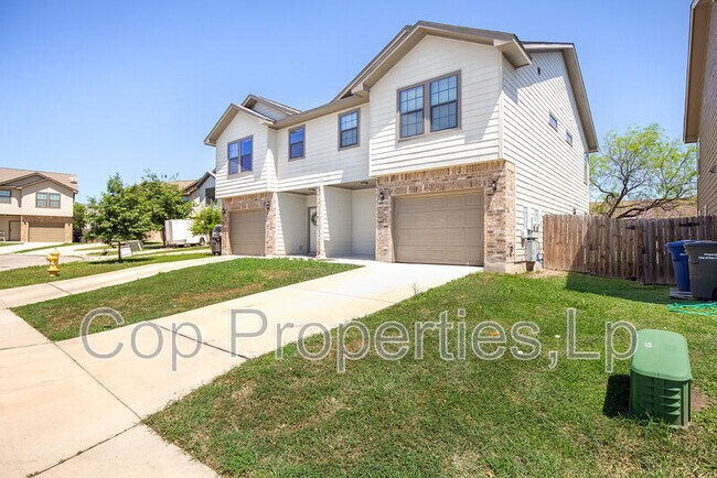 1314 Garden Dusk in San Antonio, TX - Building Photo - Building Photo