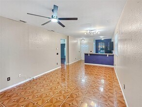 11102 Indian Creek Dr in Kissimmee, FL - Building Photo - Building Photo