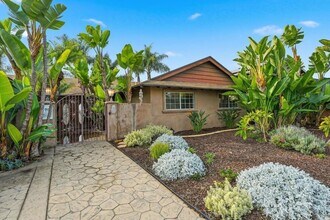 2205 Cameo Rd in Carlsbad, CA - Building Photo - Building Photo