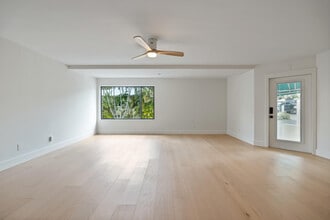 428 SW Akron Ave in Stuart, FL - Building Photo - Building Photo