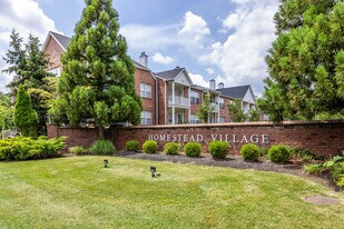 Homestead Village in Metuchen, NJ - Building Photo