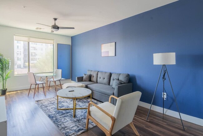 701 W Rio Salado Pkwy in Tempe, AZ - Building Photo - Building Photo