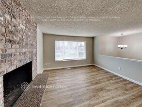 5211 S 300th Pl in Auburn, WA - Building Photo - Building Photo