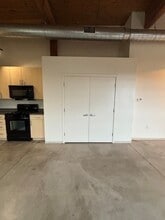 88 Gerrish Ave, Unit 318 in Chelsea, MA - Building Photo - Building Photo