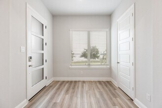 7013 Sunset Blvd in Rowlett, TX - Building Photo - Building Photo