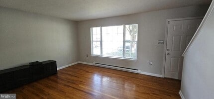 103 Little River Dr in Winchester, VA - Building Photo - Building Photo
