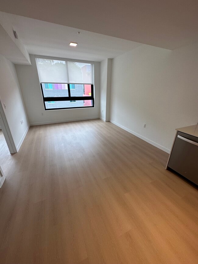 79 NW 31st St, Unit A21 in Miami, FL - Foto de edificio - Building Photo