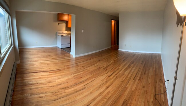 1451 E Republican St in Seattle, WA - Building Photo - Building Photo