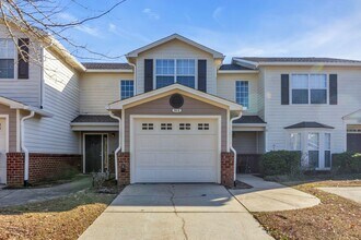 512 Wingspan Way in Crestview, FL - Building Photo - Building Photo