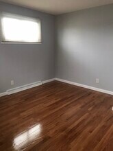 105 Saslon Park Dr in Liverpool, NY - Building Photo - Building Photo