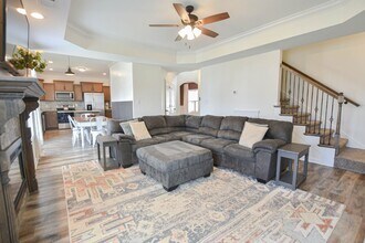 1032 Spicer Dr in Clarksville, TN - Building Photo - Building Photo