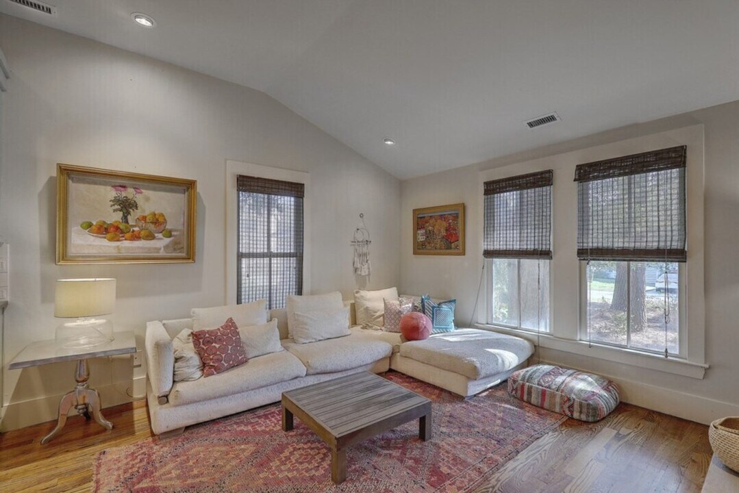 278 Palm St in Mount Pleasant, SC - Building Photo