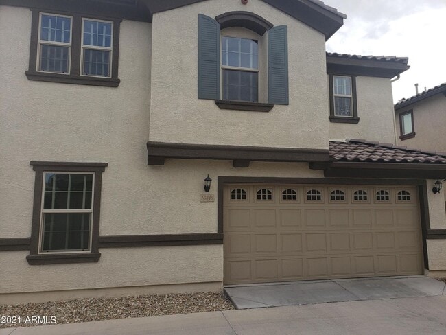 16345 W Latham St in Goodyear, AZ - Building Photo - Building Photo