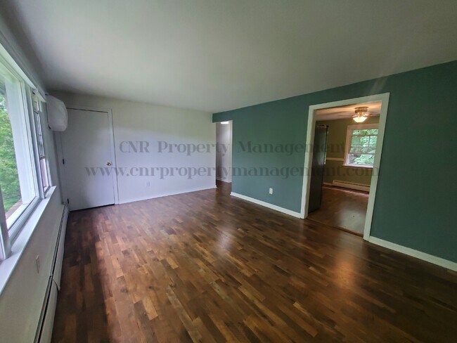 8 Myles Standish Dr in Haverhill, MA - Building Photo - Building Photo