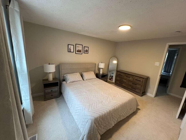 442 Shady Glen Dr in Capitol Heights, MD - Building Photo - Building Photo