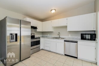 4173 Whipoorwhil St in West Valley City, UT - Building Photo - Building Photo