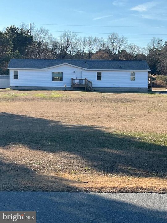 26532 Seaford Rd in Seaford, DE - Building Photo
