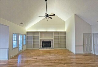 940 Bridgegate Dr NE in Marietta, GA - Building Photo - Building Photo