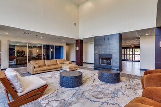 Onyx at Oslo in San Antonio, TX - Foto de edificio - Building Photo