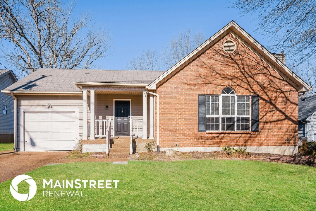 1217 Huntingboro Ct in Nashville, TN - Building Photo
