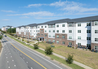 Rockwell Place Senior Apartments in Charlotte, NC - Building Photo - Building Photo