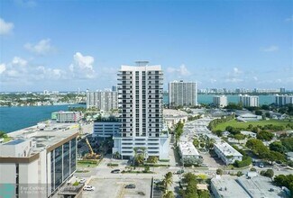 7901 Hispanola Ave in North Bay Village, FL - Building Photo - Building Photo