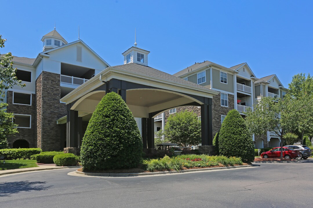 Camden Crest in Raleigh, NC - Building Photo