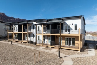 Desert Sol Villas in Moab, UT - Building Photo - Building Photo