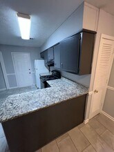 556-558 Whitehall Ln in Lawrenceville, GA - Building Photo - Building Photo
