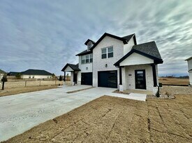 2805 SW Hampshire Ave in Bentonville, AR - Building Photo