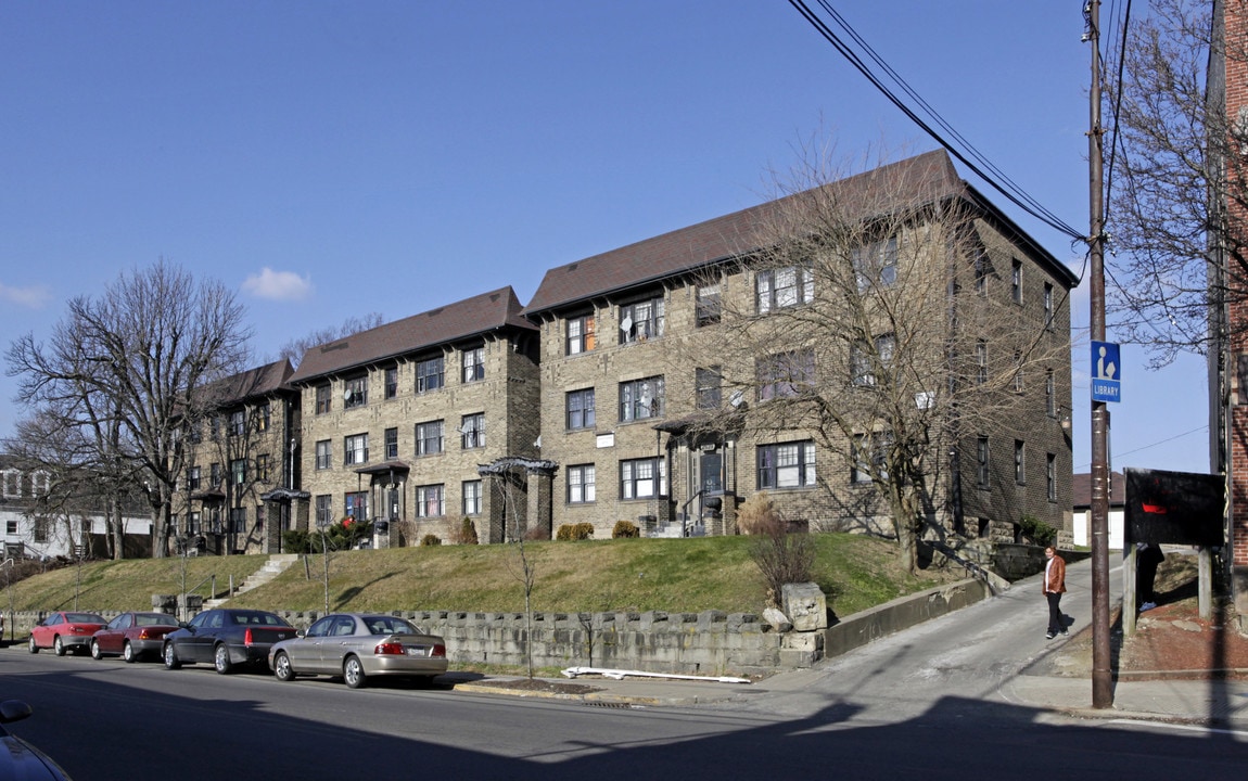 Brentshire Apartments in Pittsburgh, PA - Building Photo