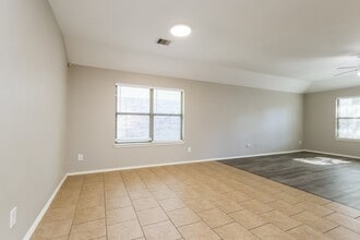 19190 Shire Horse Blvd in Porter, TX - Building Photo - Building Photo