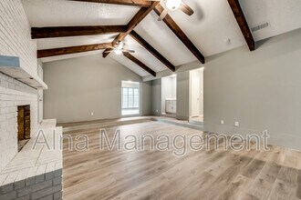 9941 Dickens Dr in Benbrook, TX - Building Photo - Building Photo