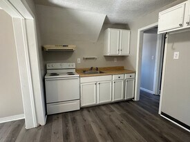 720 Clifton Ave in Collingdale, PA - Building Photo