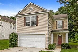 12328 Stowe Acres Dr in Charlotte, NC - Building Photo - Building Photo