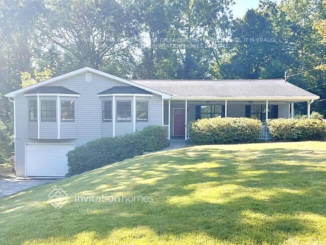 property at 2811 Dunwood Ln