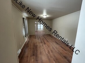 4042 Otto St in Flint, MI - Building Photo - Building Photo