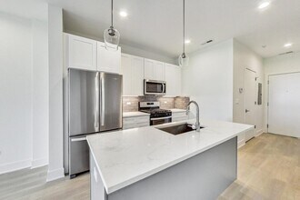 3355 N Southport Ave in Chicago, IL - Building Photo - Building Photo